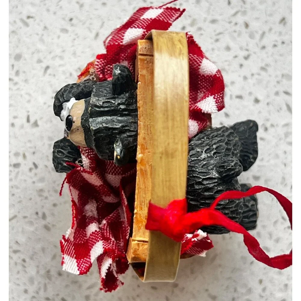 Black Bear In Basket Christmas Ornament With Red Ribbon By KSA Inc. NIB - Picture 10 of 10